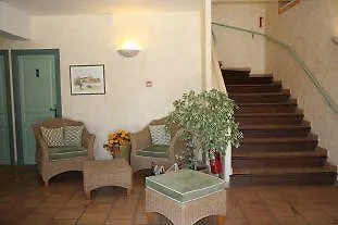 Logis Le Mas De Jossyl La Roque-d'Antheron 3*,  France